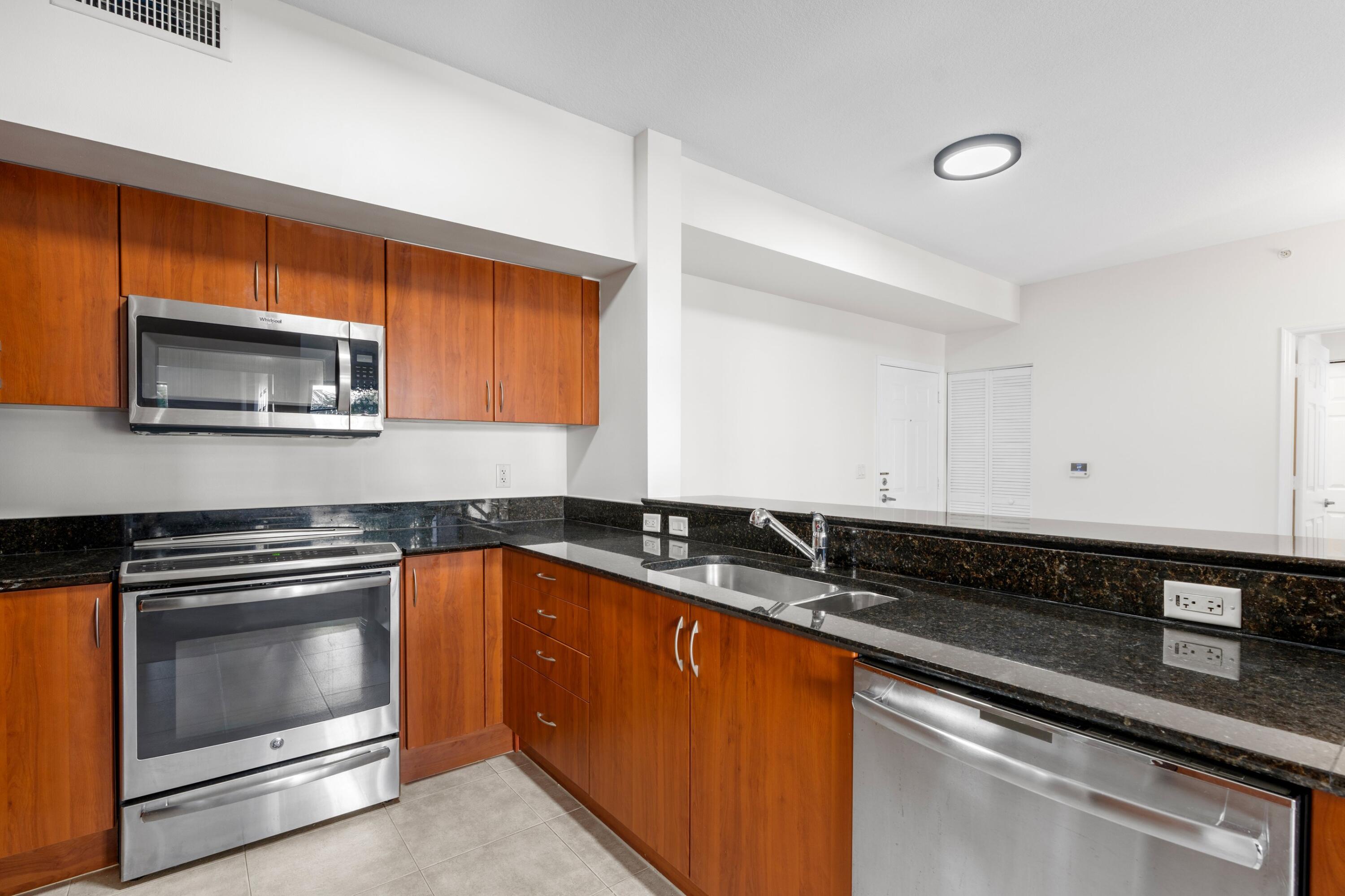 BOCA GRAND CONDO - Residential