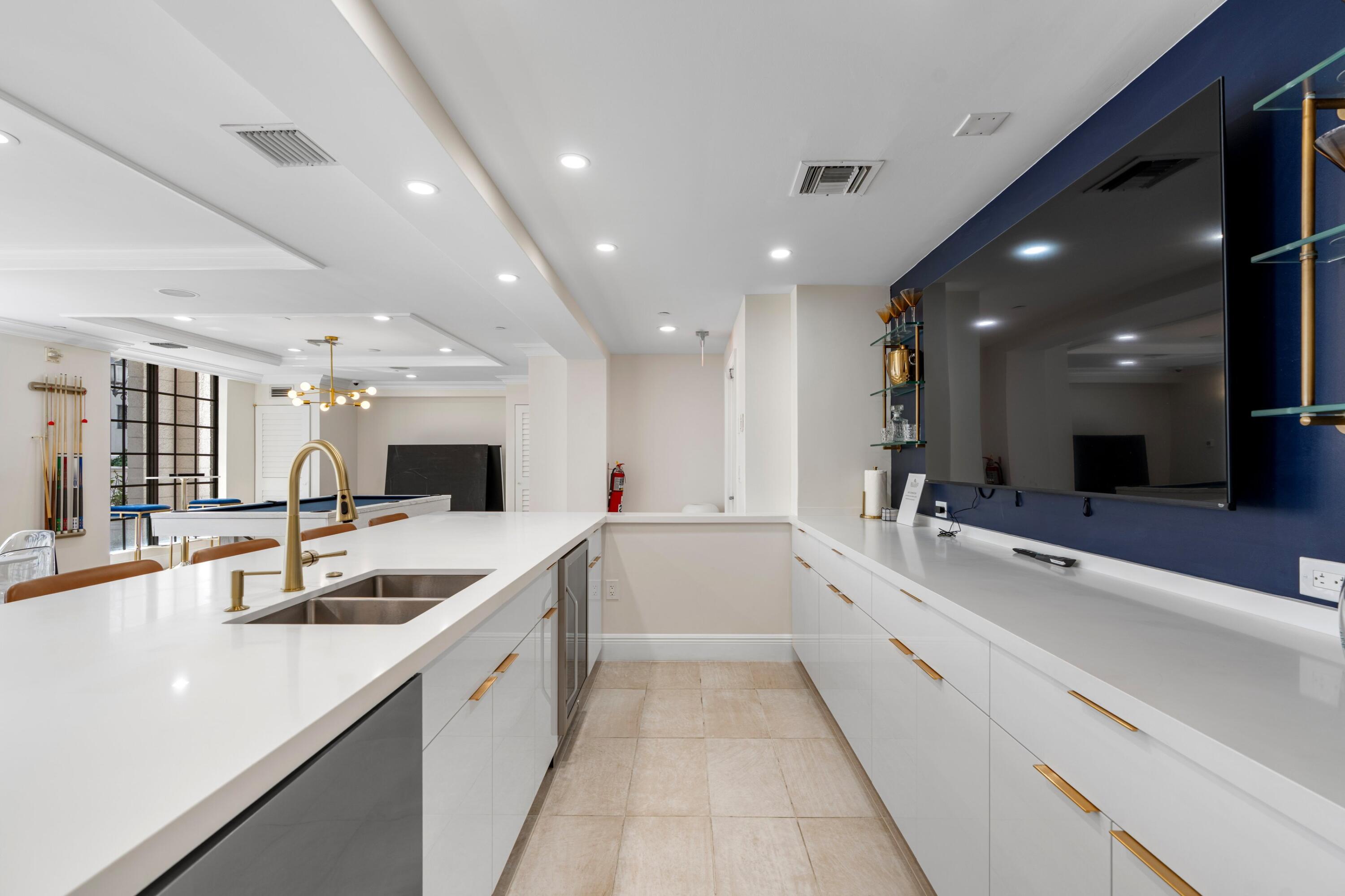 BOCA GRAND CONDO - Residential