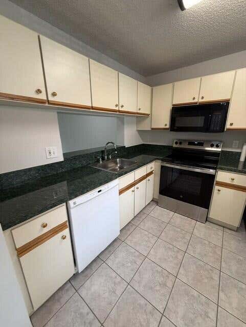 Photo of 3031 HOLIDAY SPRINGS Boulevard #202-7, Margate, FL 33063 (MLS # B26063973)
