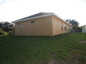 PORT ST LUCIE SECTION 08 - Residential