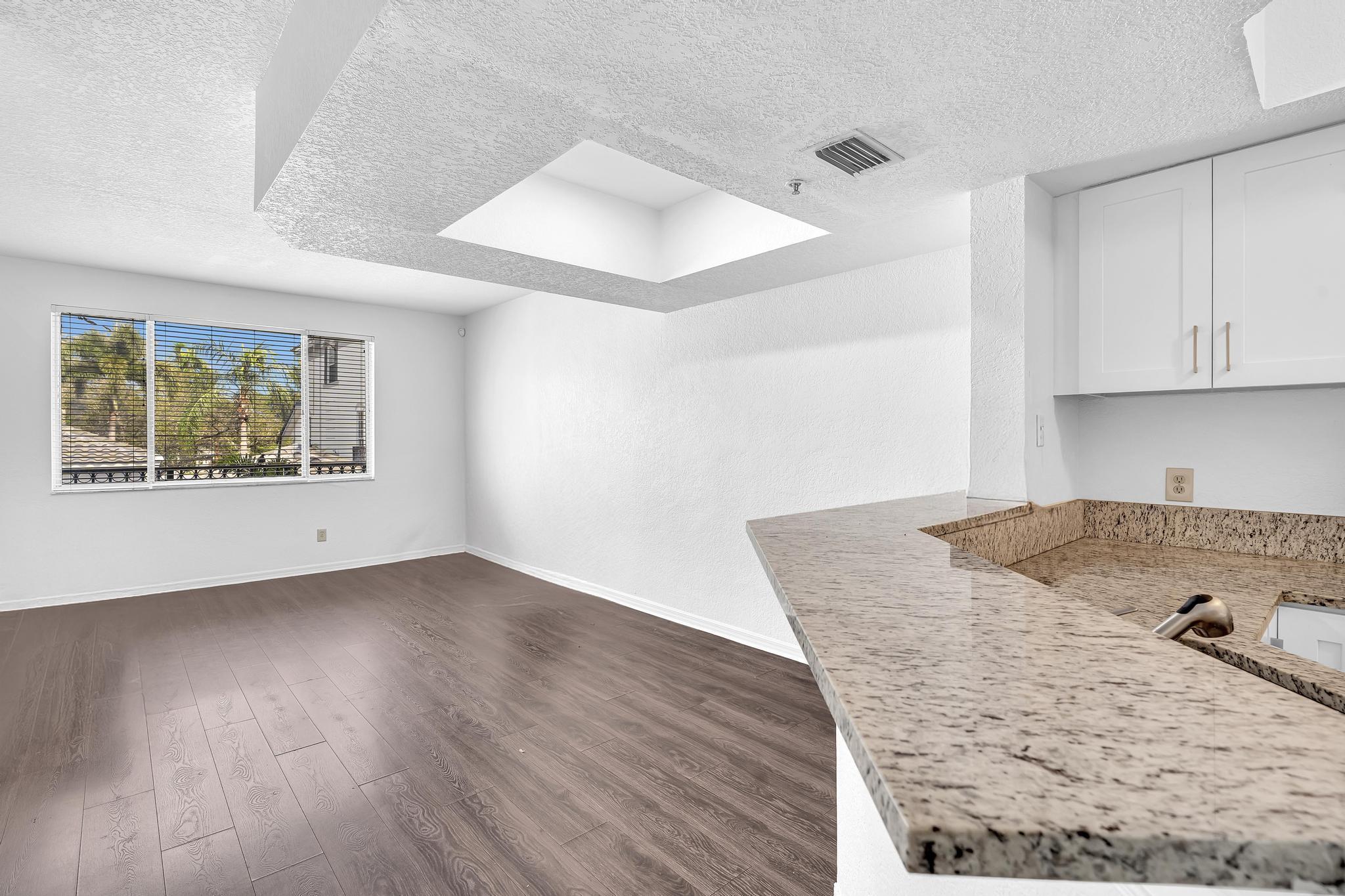 VILLAS DE TUSCANY CONDO - Residential