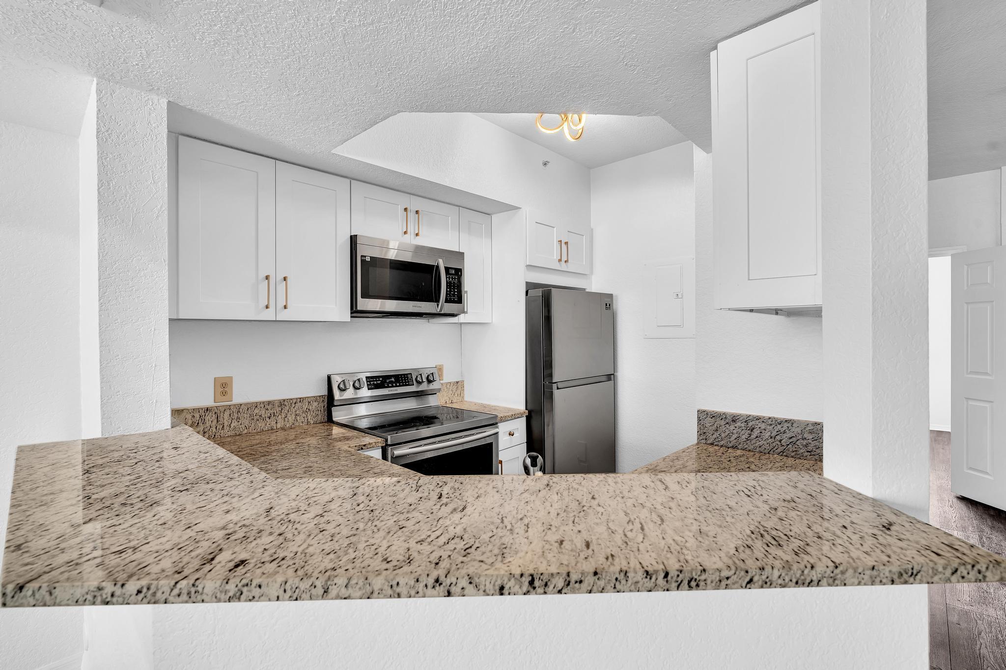 VILLAS DE TUSCANY CONDO - Residential