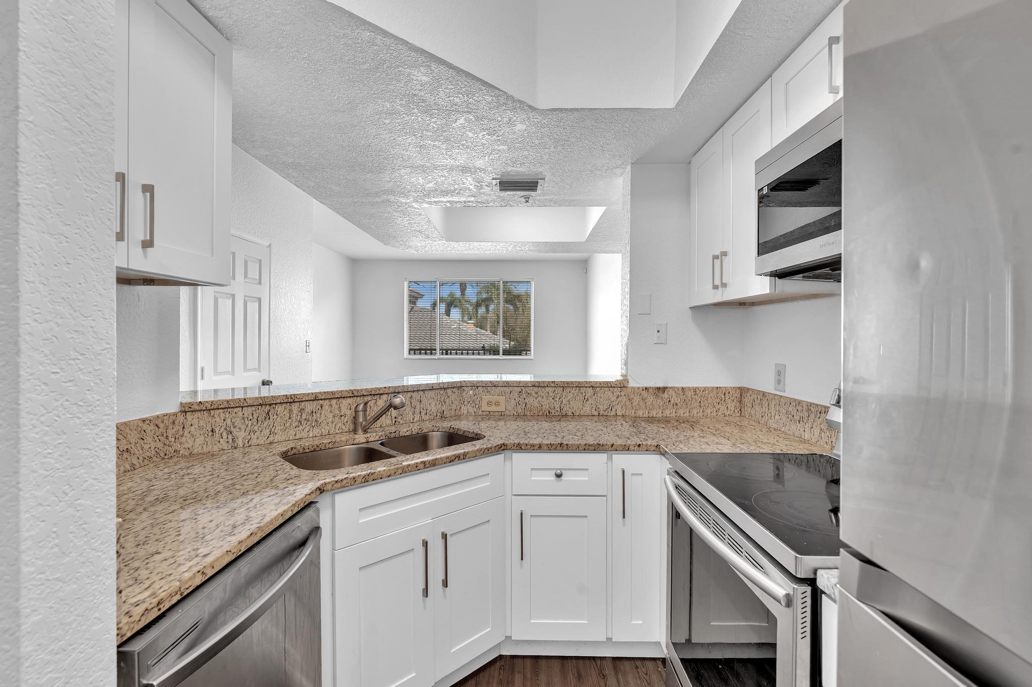 VILLAS DE TUSCANY CONDO - Residential