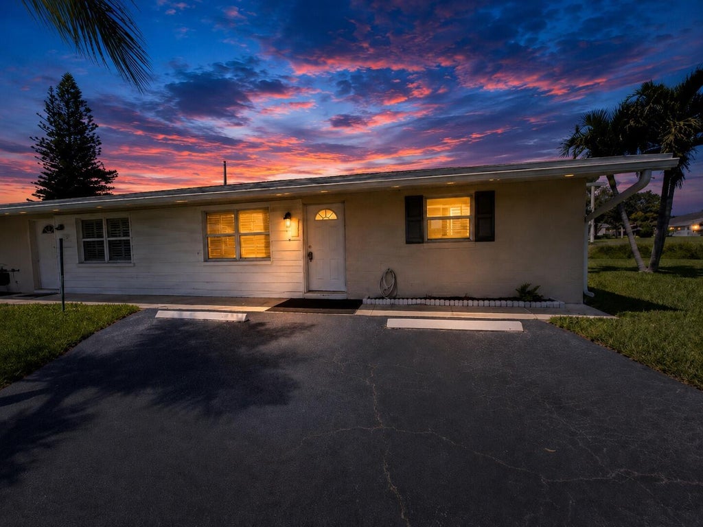 Photo of 2821 Duke Lane, Delray Beach, FL 33445 (MLS # B26044274)