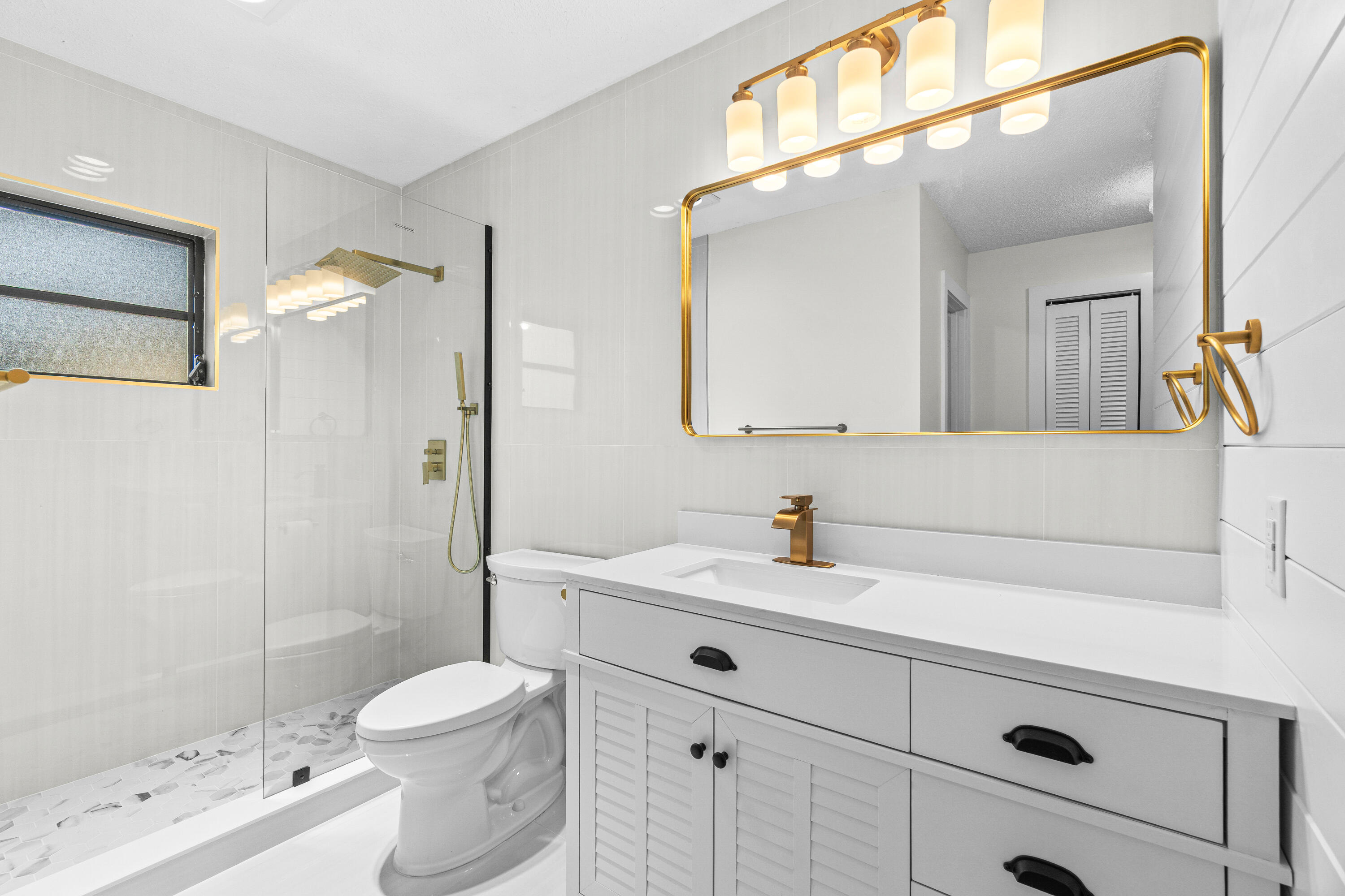 GREENTREE VILLAS CONDO - Residential