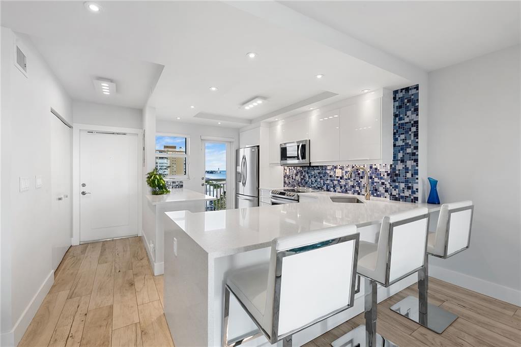 Admiralty Towers Condo - Residential Lease