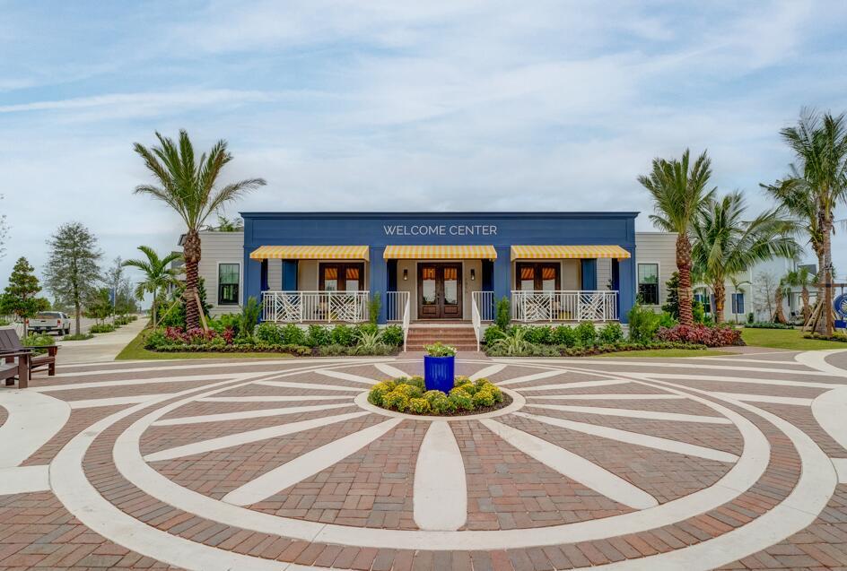 NEWFIELD CROSSROADS PHASE - Residential