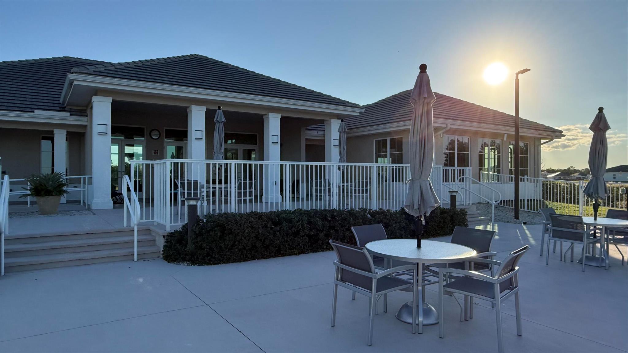 LOST TREE PRESERVE - Residential Lease