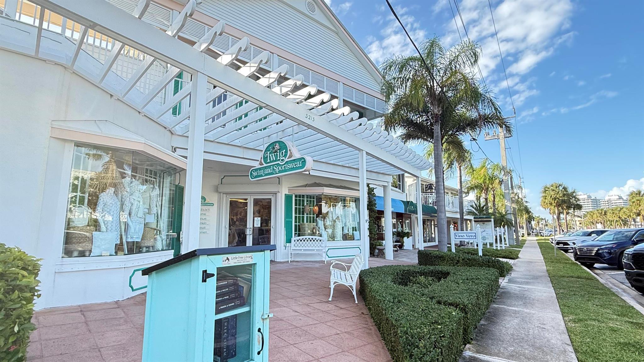 LOST TREE PRESERVE - Residential Lease