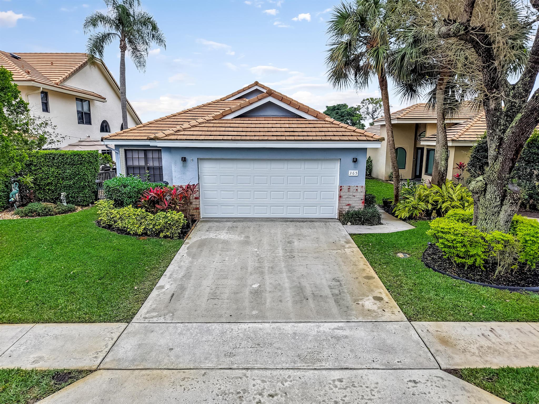 365 Sherwood Forest Drive