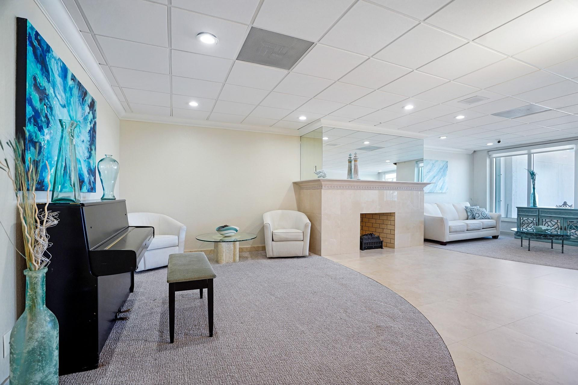 Playa Del Mar - Residential