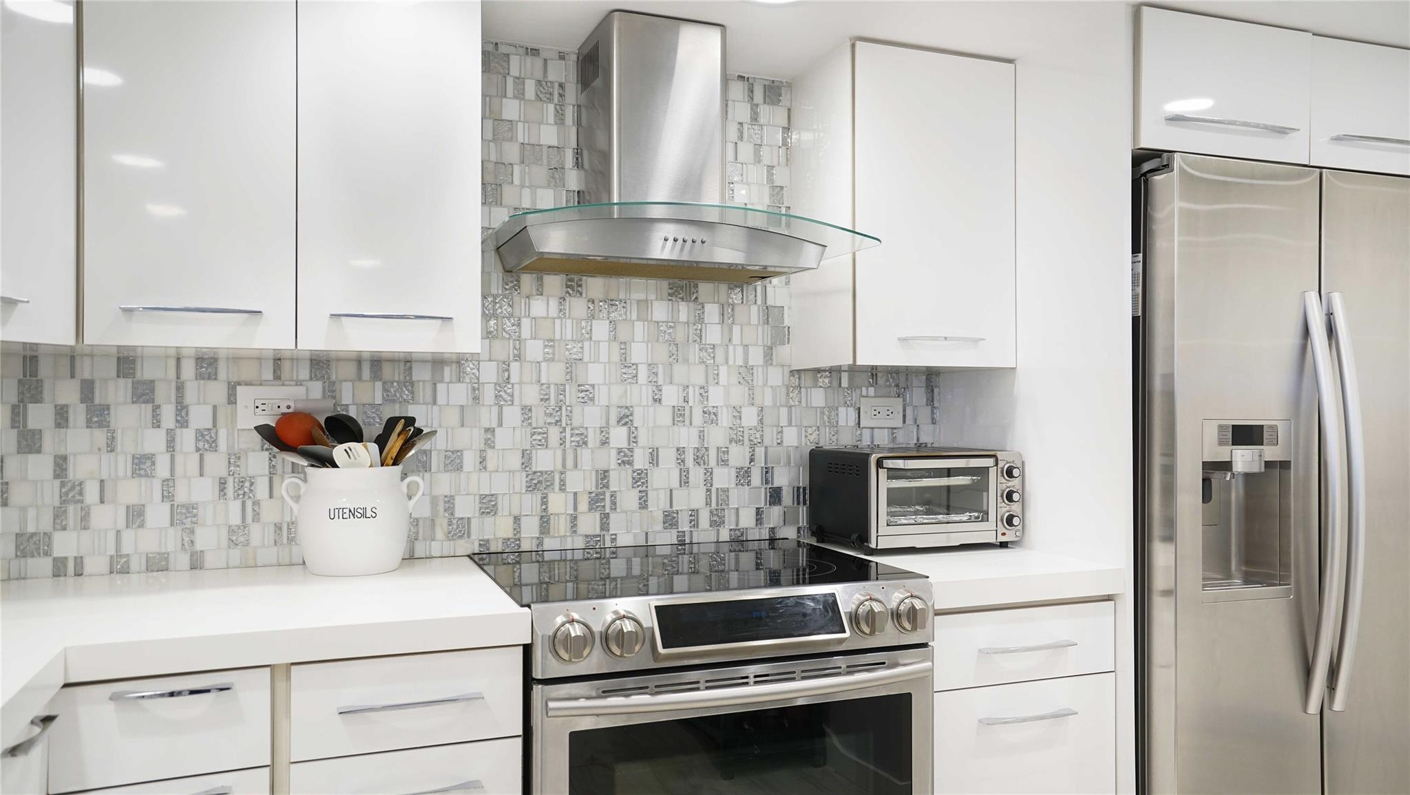 Playa Del Mar - Residential