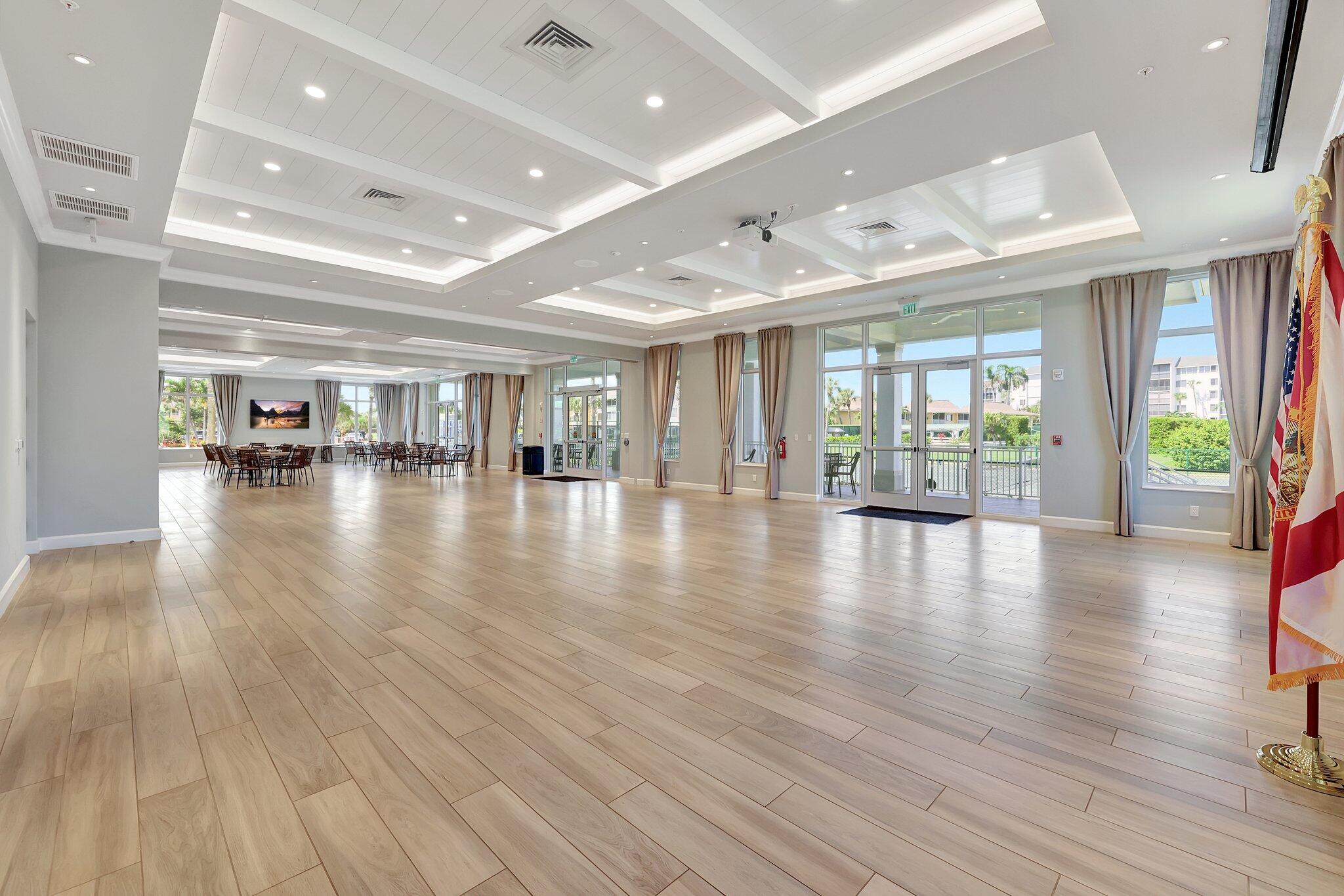 OCEAN VILLAGE - Residential