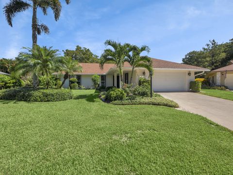 Photo of 8165 SE Cypress Point Place, Hobe Sound, FL 33455 (MLS # R11117656)