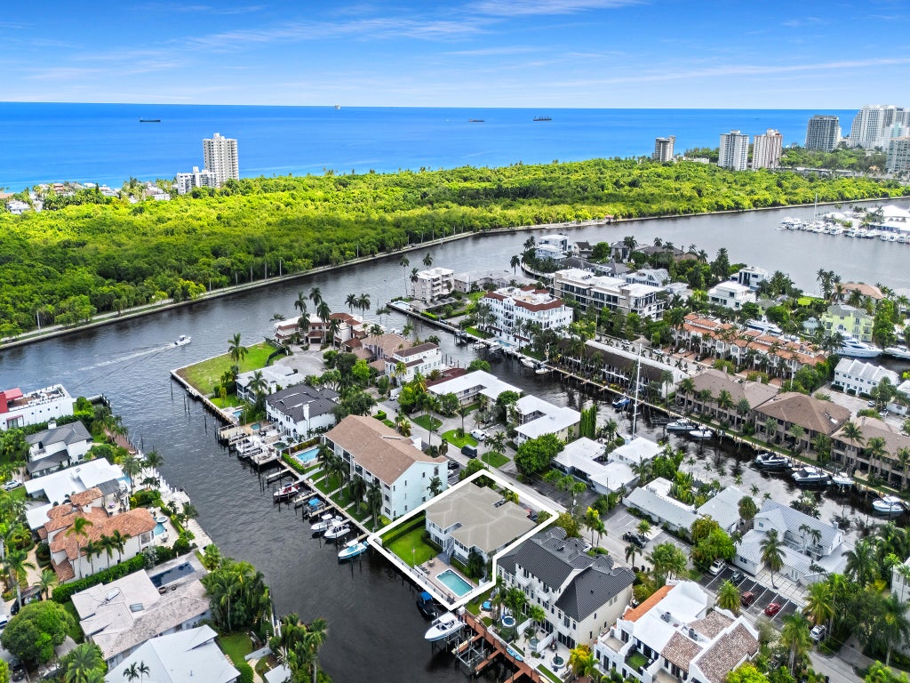 Photo of 2743 NE 15th Street #1, Fort Lauderdale, FL 33304 (MLS # B26084908)