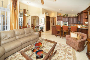 VALENCIA POINTE 1 - Residential