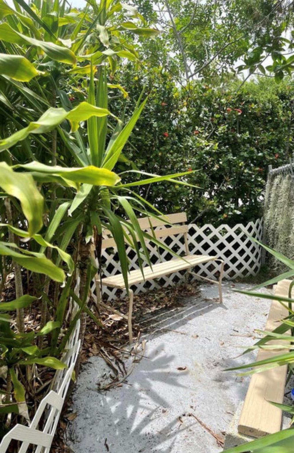 LAKE WORTH TOWN OF - Residential Lease