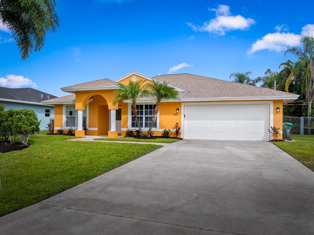 Photo of 6121 NW Daroco Terrace, Port Saint Lucie, FL 34986 (MLS # B26014630)