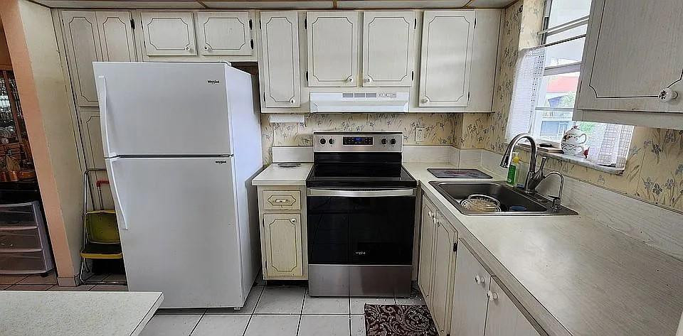 581 Blue Heron Drive #316-B