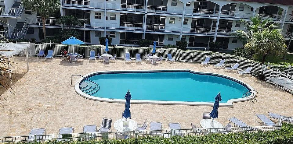 PARADISE VILLAS - Residential