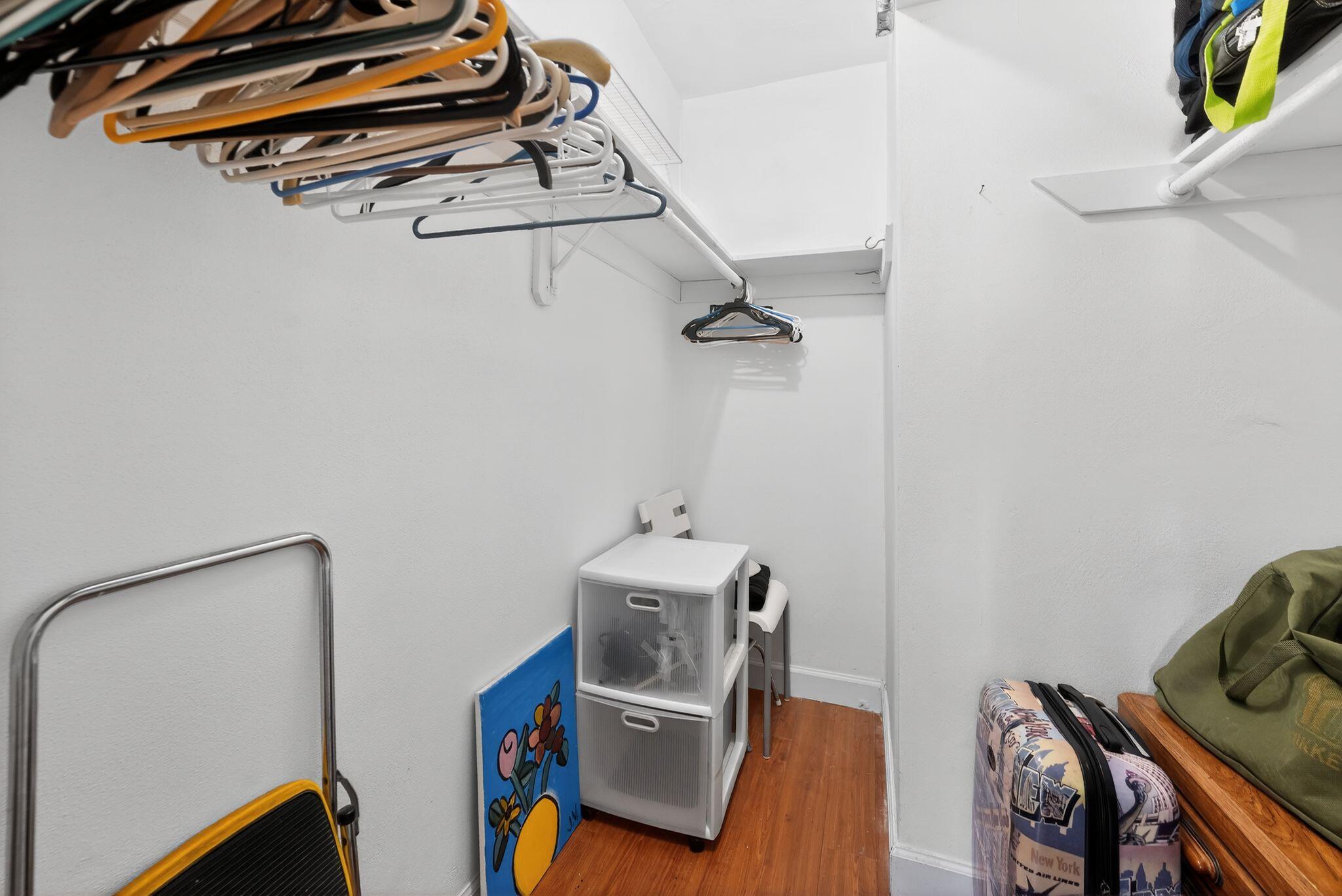 PARADISE VILLAS - Residential