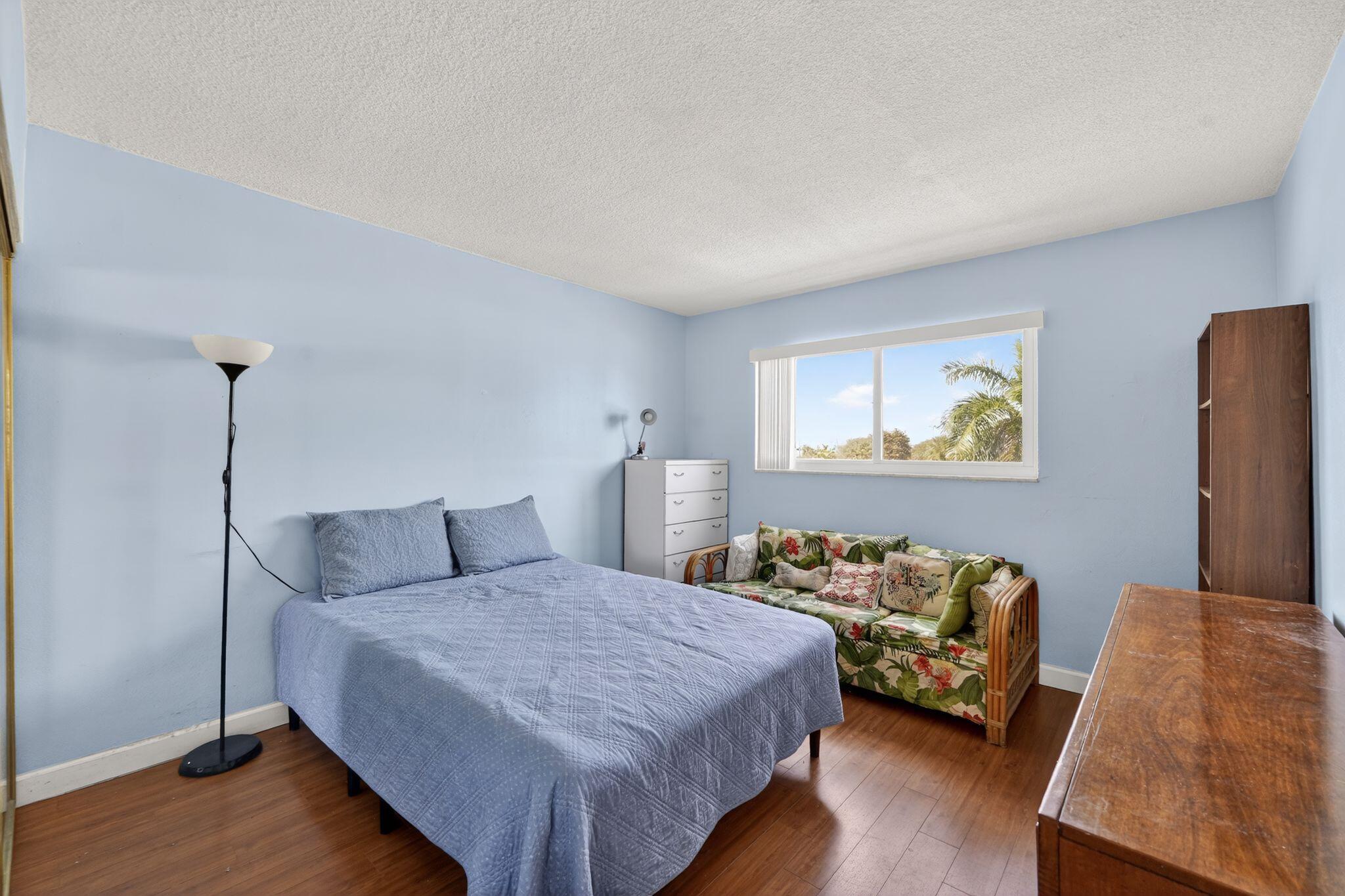 PARADISE VILLAS - Residential