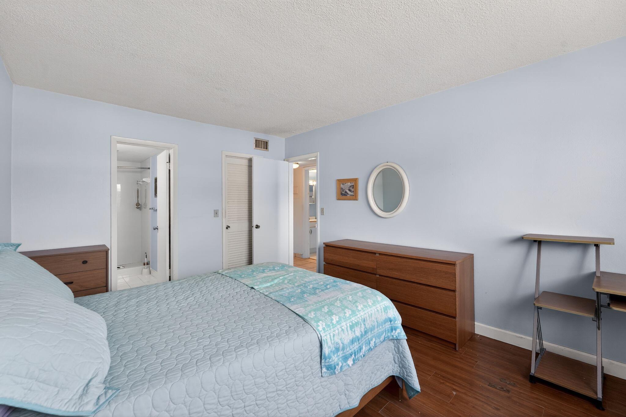 PARADISE VILLAS - Residential