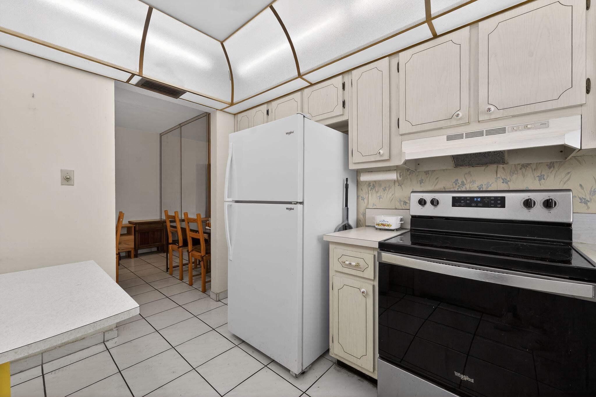 PARADISE VILLAS - Residential