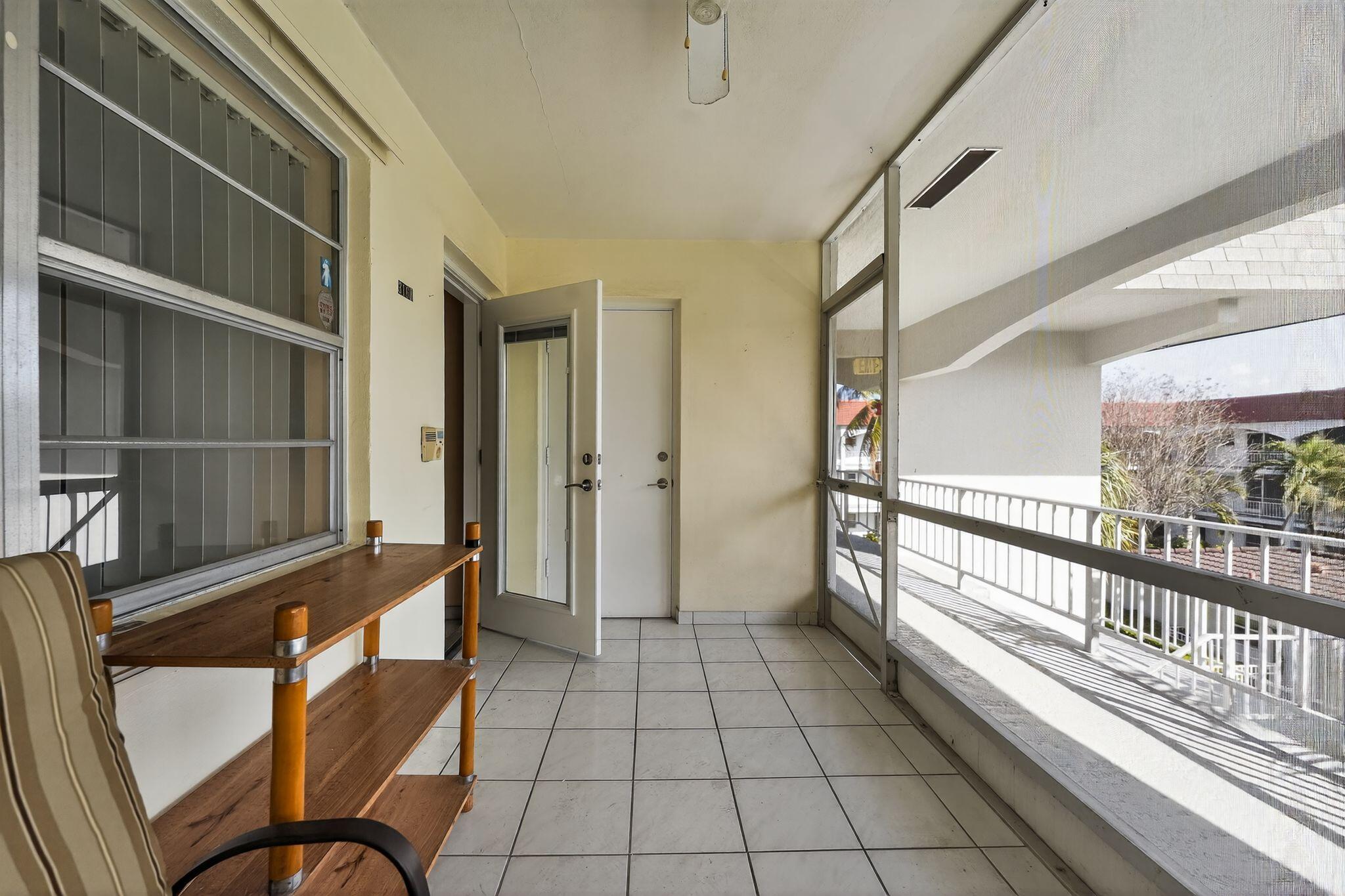 PARADISE VILLAS - Residential