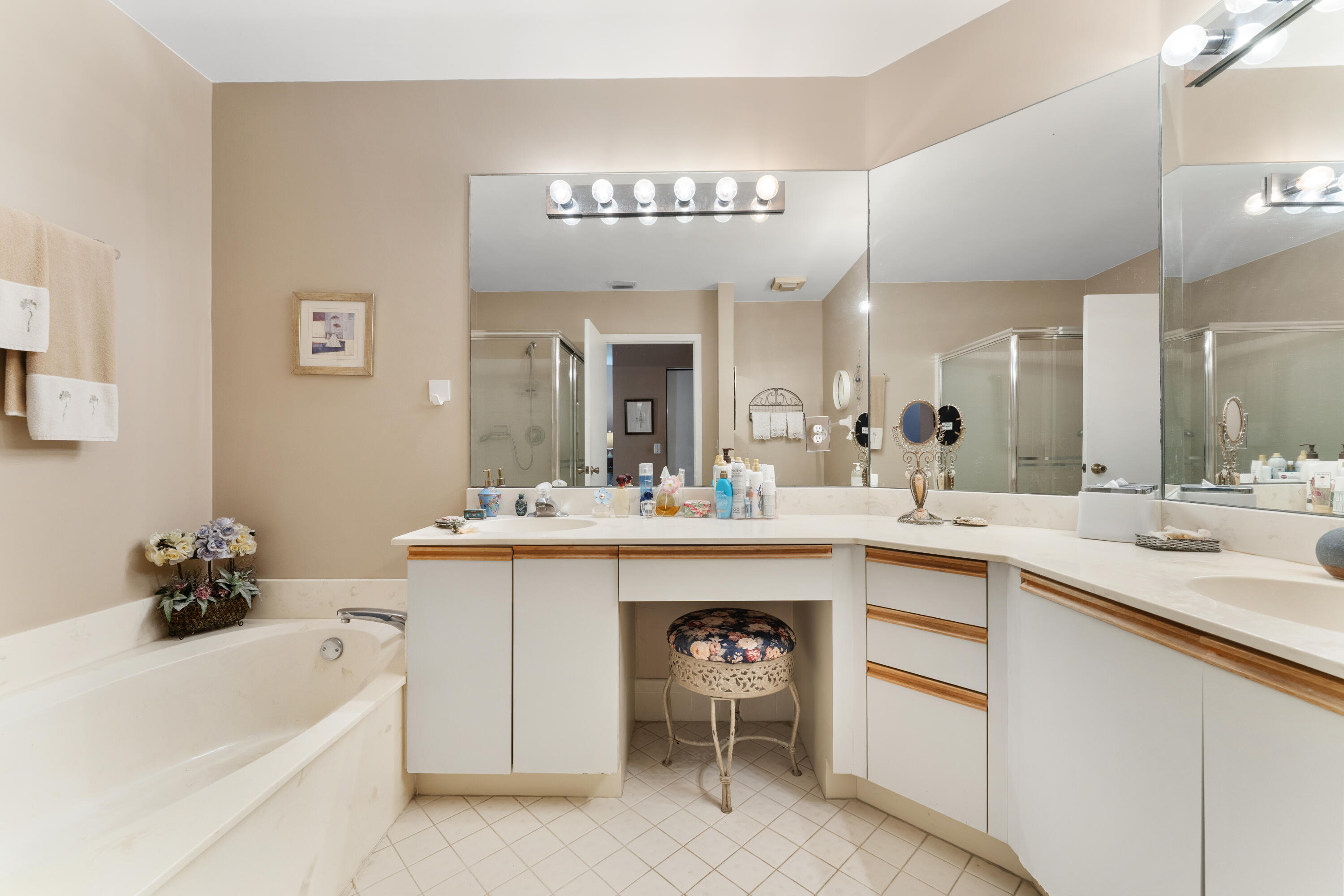 CARRARA VILLAGE CONDO - Residential