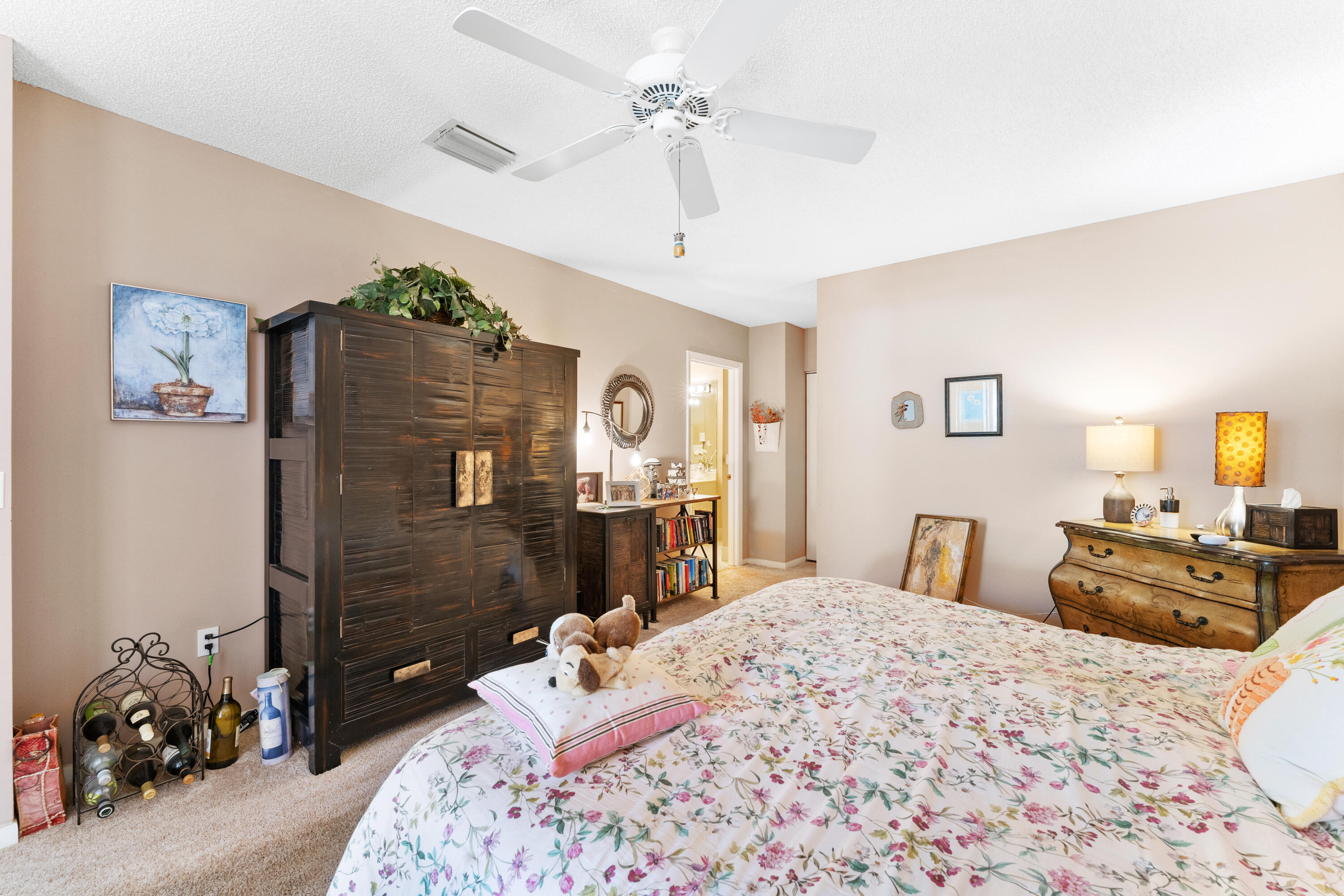 CARRARA VILLAGE CONDO - Residential