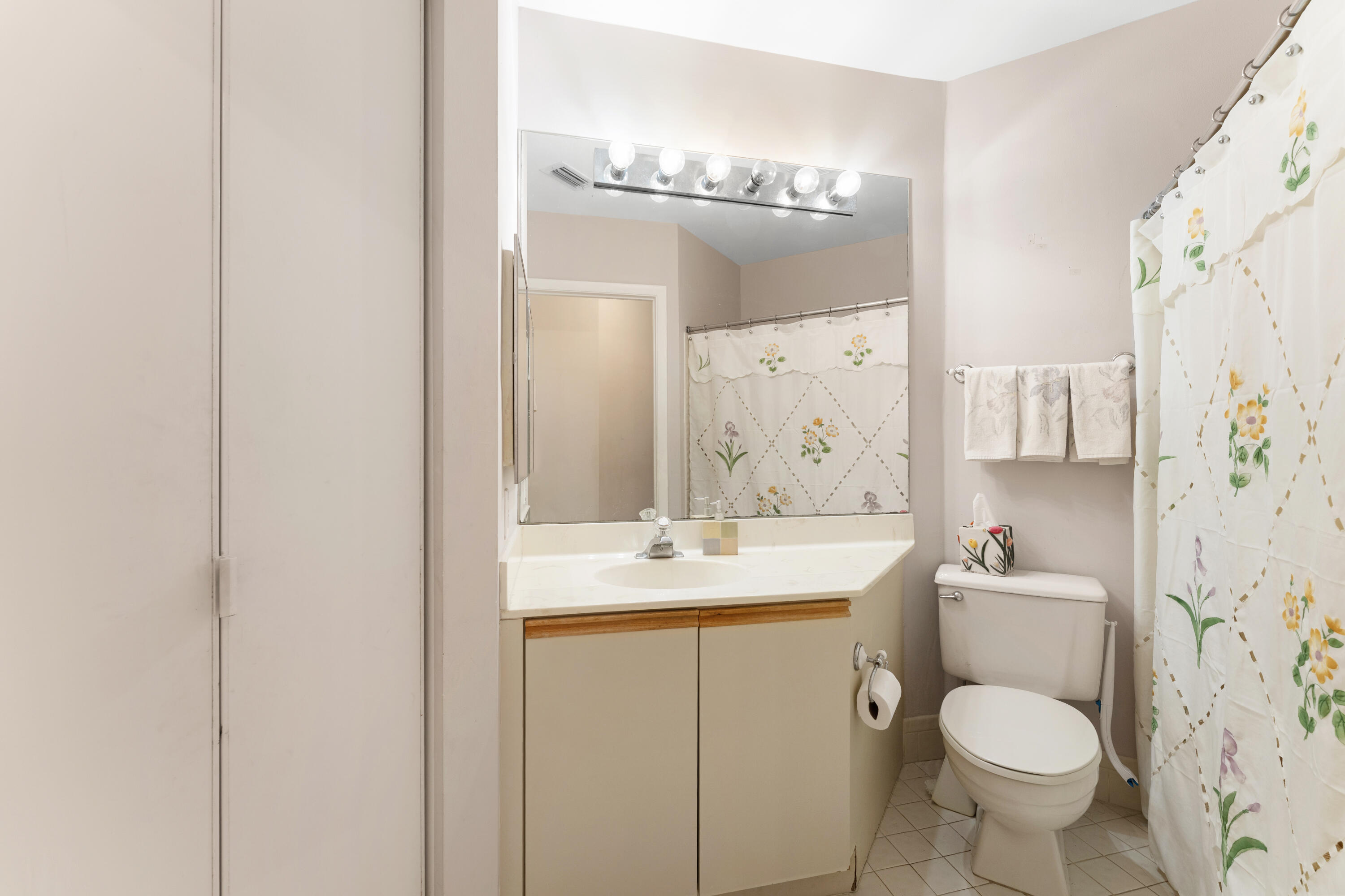 CARRARA VILLAGE CONDO - Residential