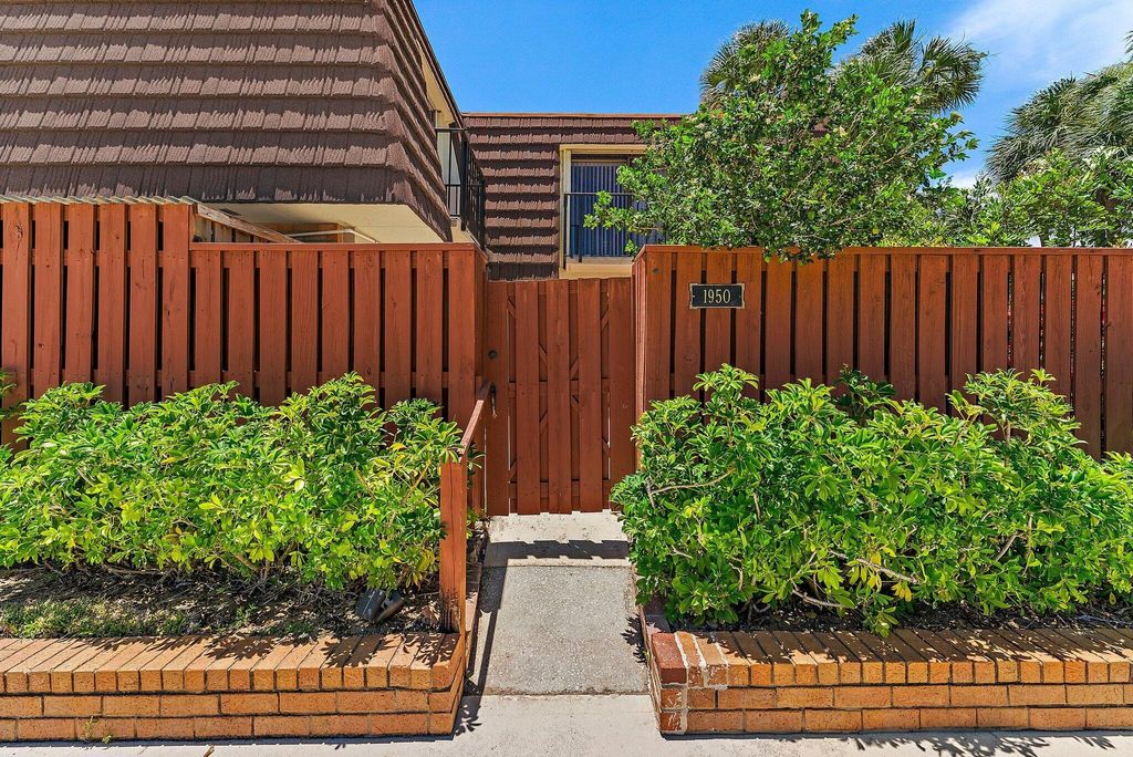 Photo of 1950 19th Court, Jupiter, FL 33477 (MLS # R11091729)