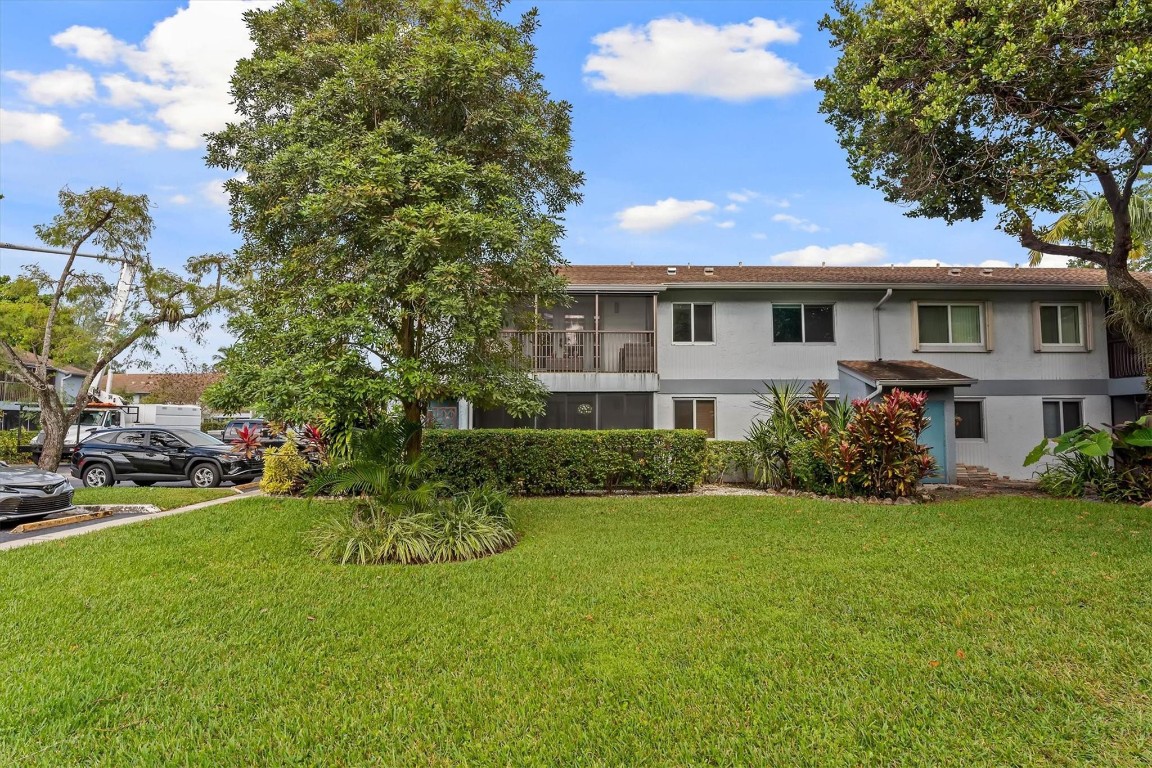 Lakes of Oakland Forest - Residential