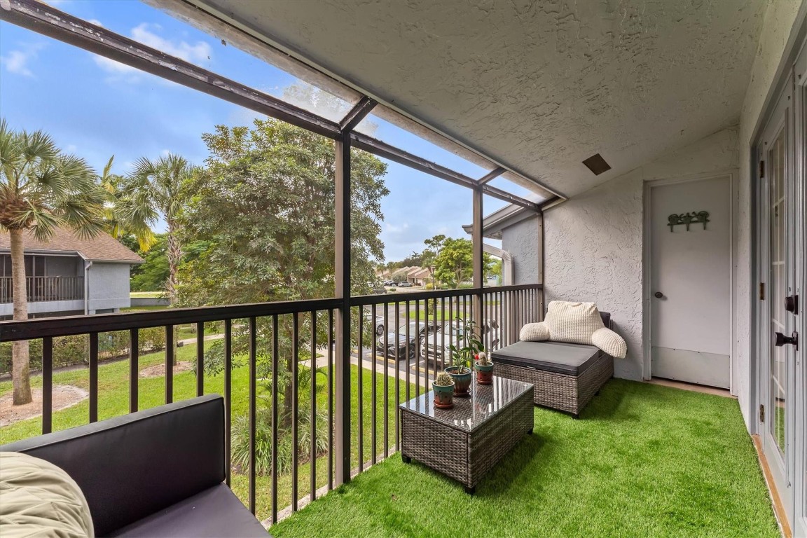 Lakes of Oakland Forest - Residential