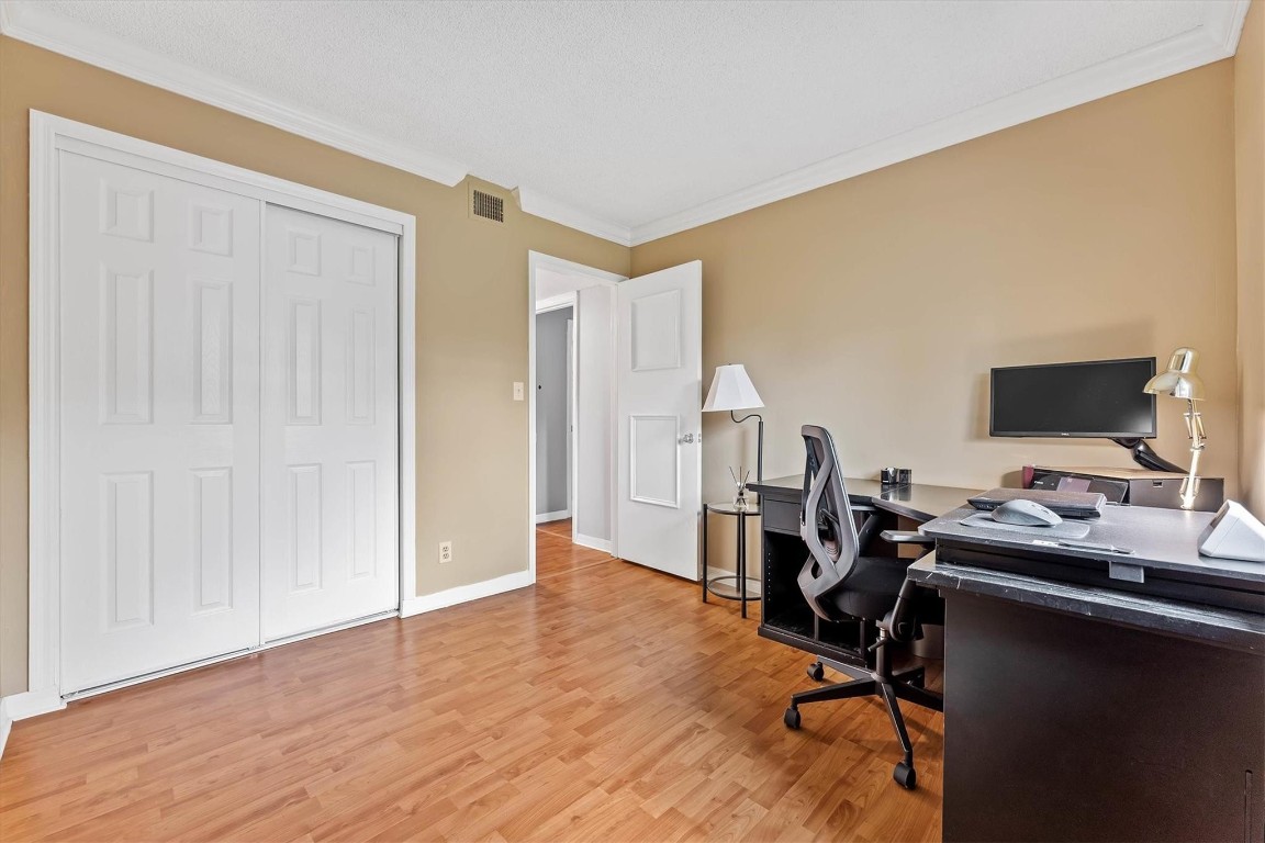 Lakes of Oakland Forest - Residential