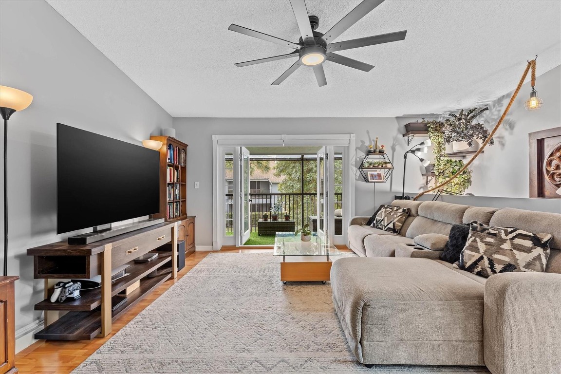 Lakes of Oakland Forest - Residential