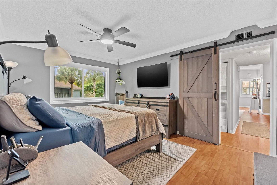 Lakes of Oakland Forest - Residential