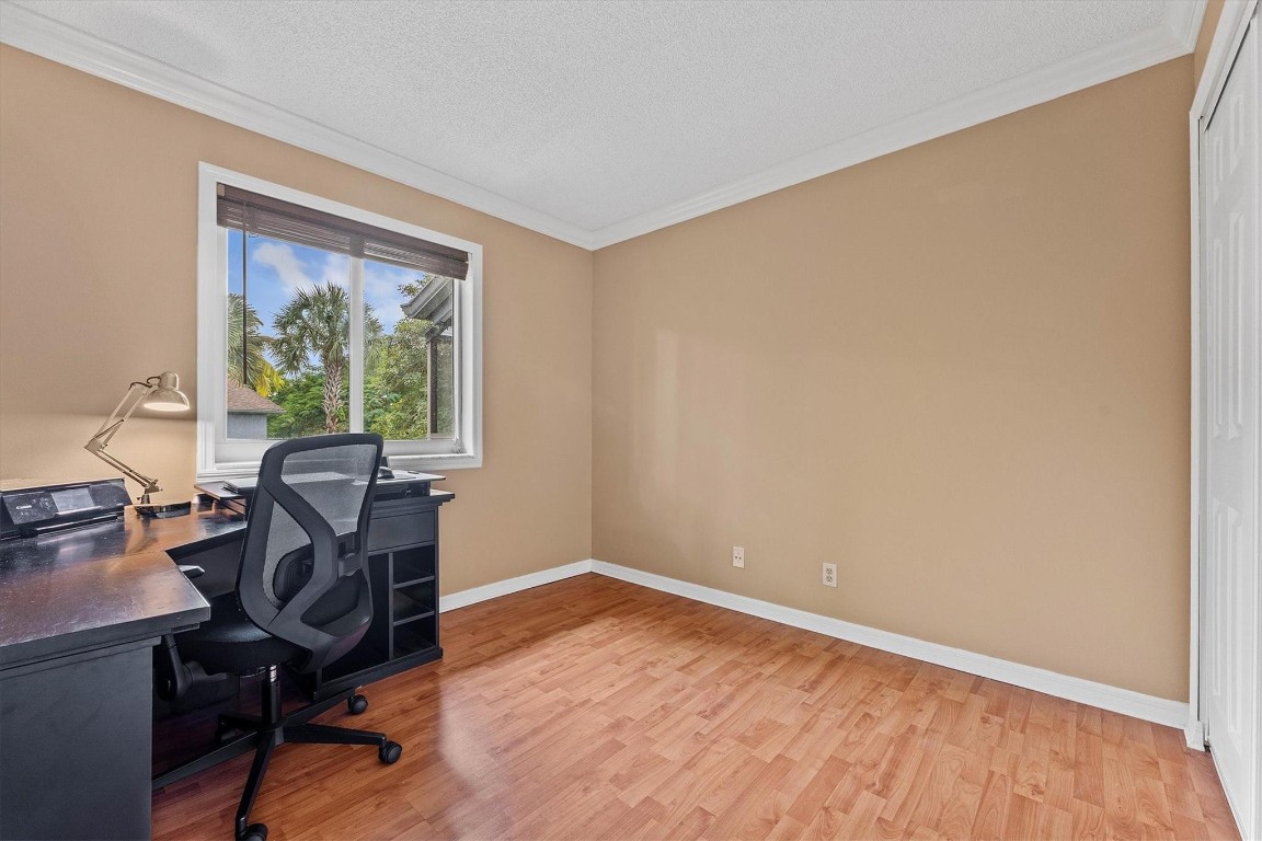 Lakes of Oakland Forest - Residential