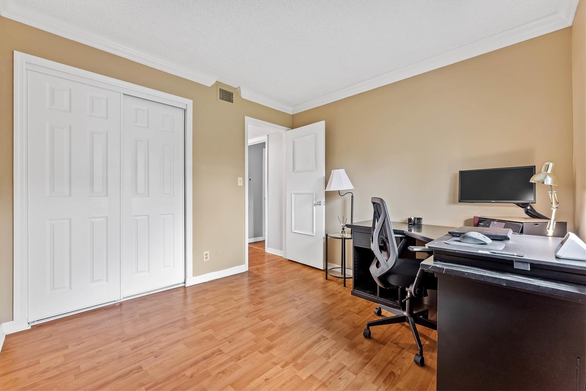 Lakes of Oakland Forest - Residential