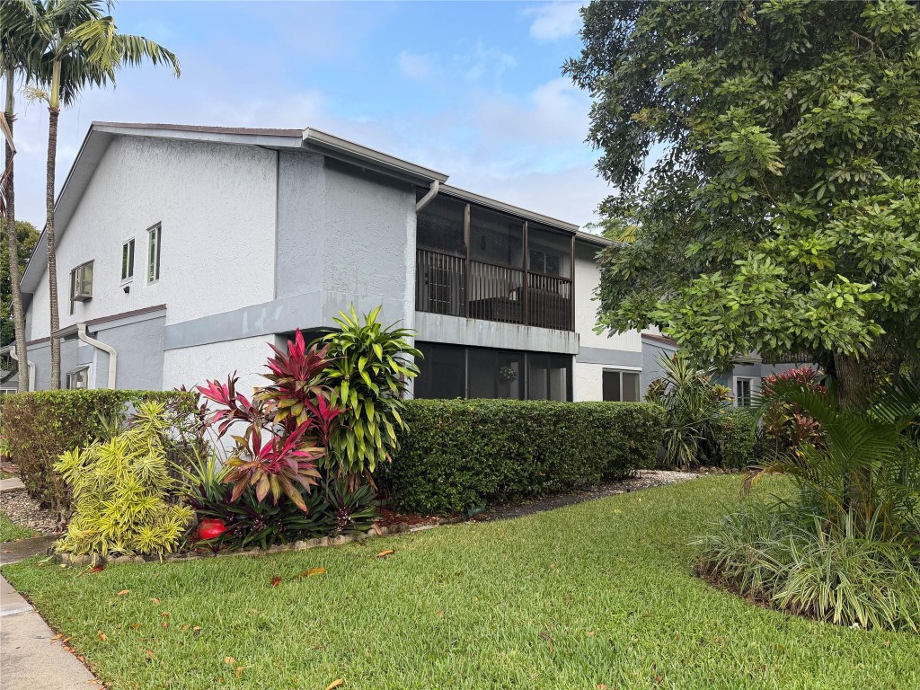 Lakes of Oakland Forest - Residential