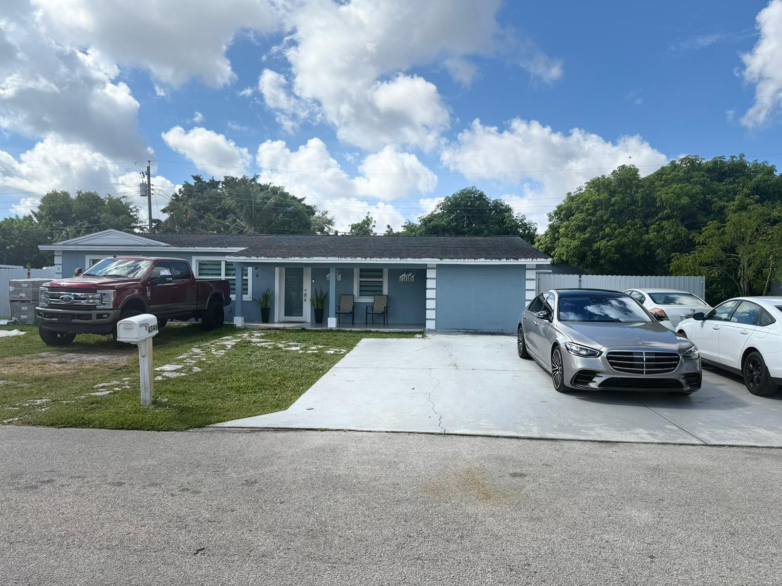 PALMS ESTATES - Residential