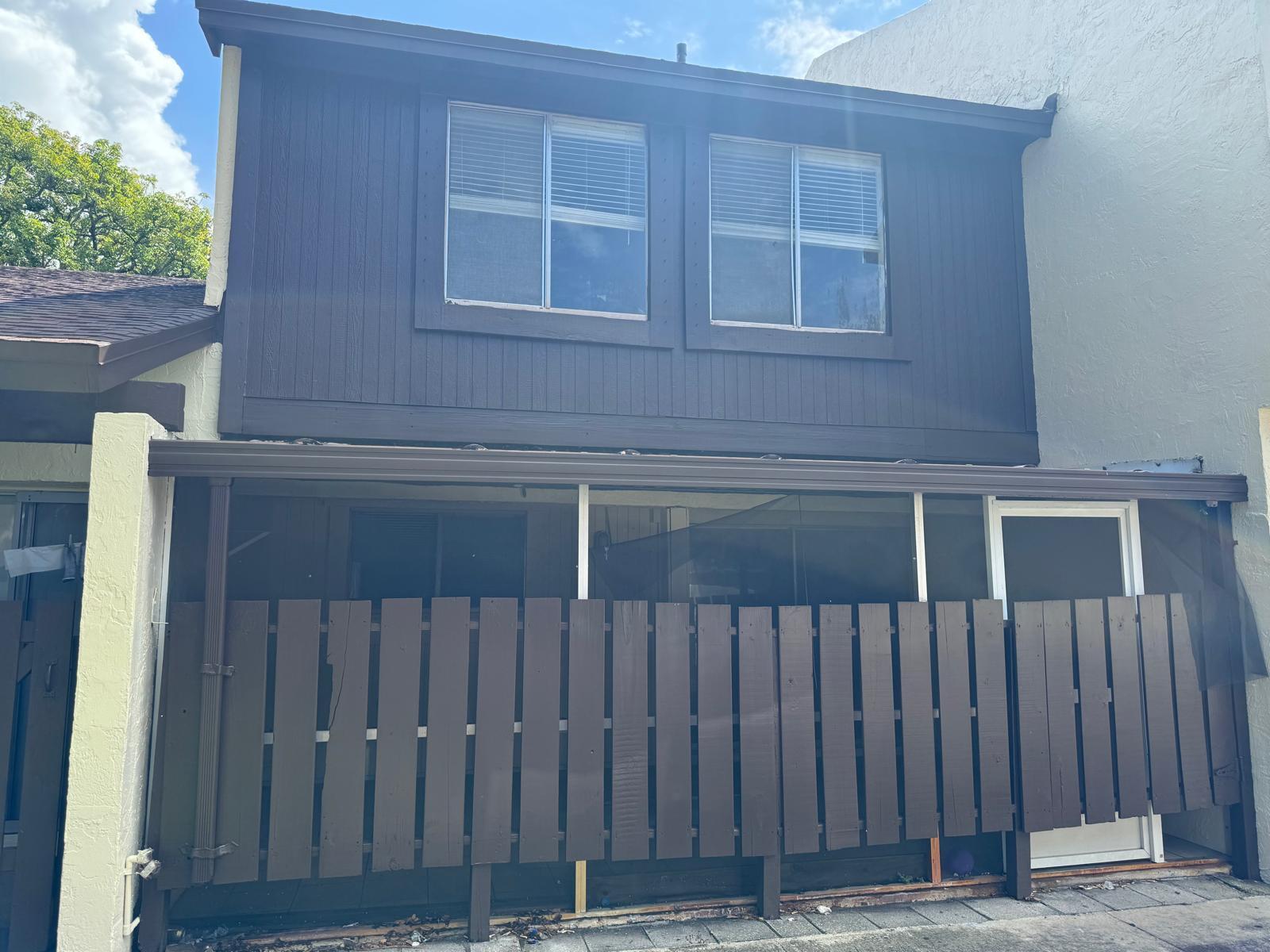 FOREST CONDO - Residential