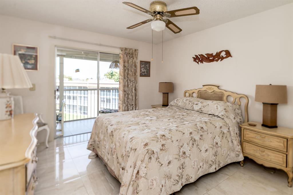 VILLAGE GREEN SUSSEX CONDO - Residential