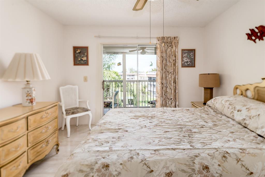 VILLAGE GREEN SUSSEX CONDO - Residential