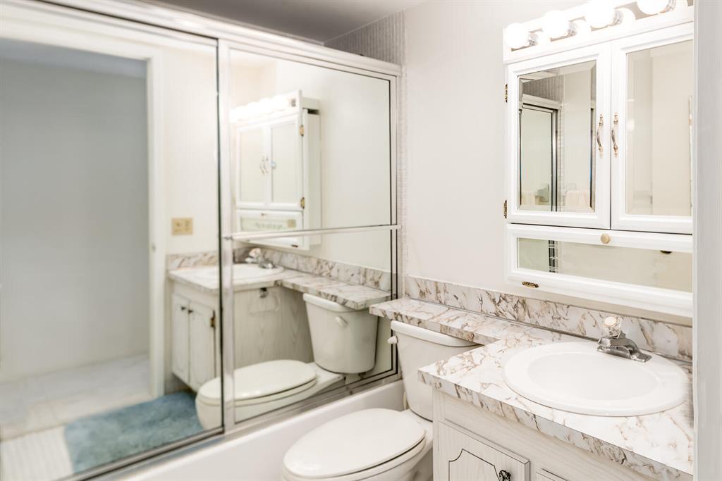 VILLAGE GREEN SUSSEX CONDO - Residential