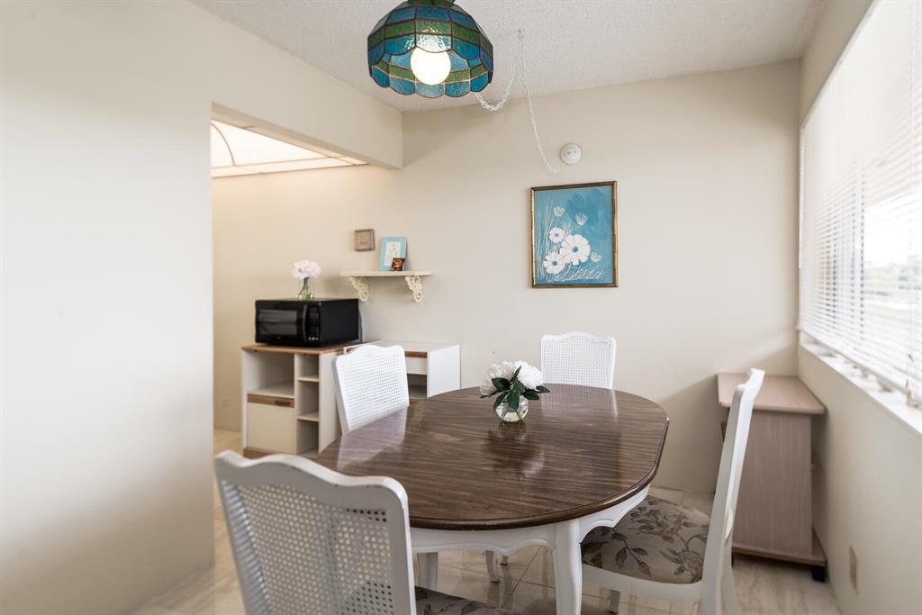 VILLAGE GREEN SUSSEX CONDO - Residential