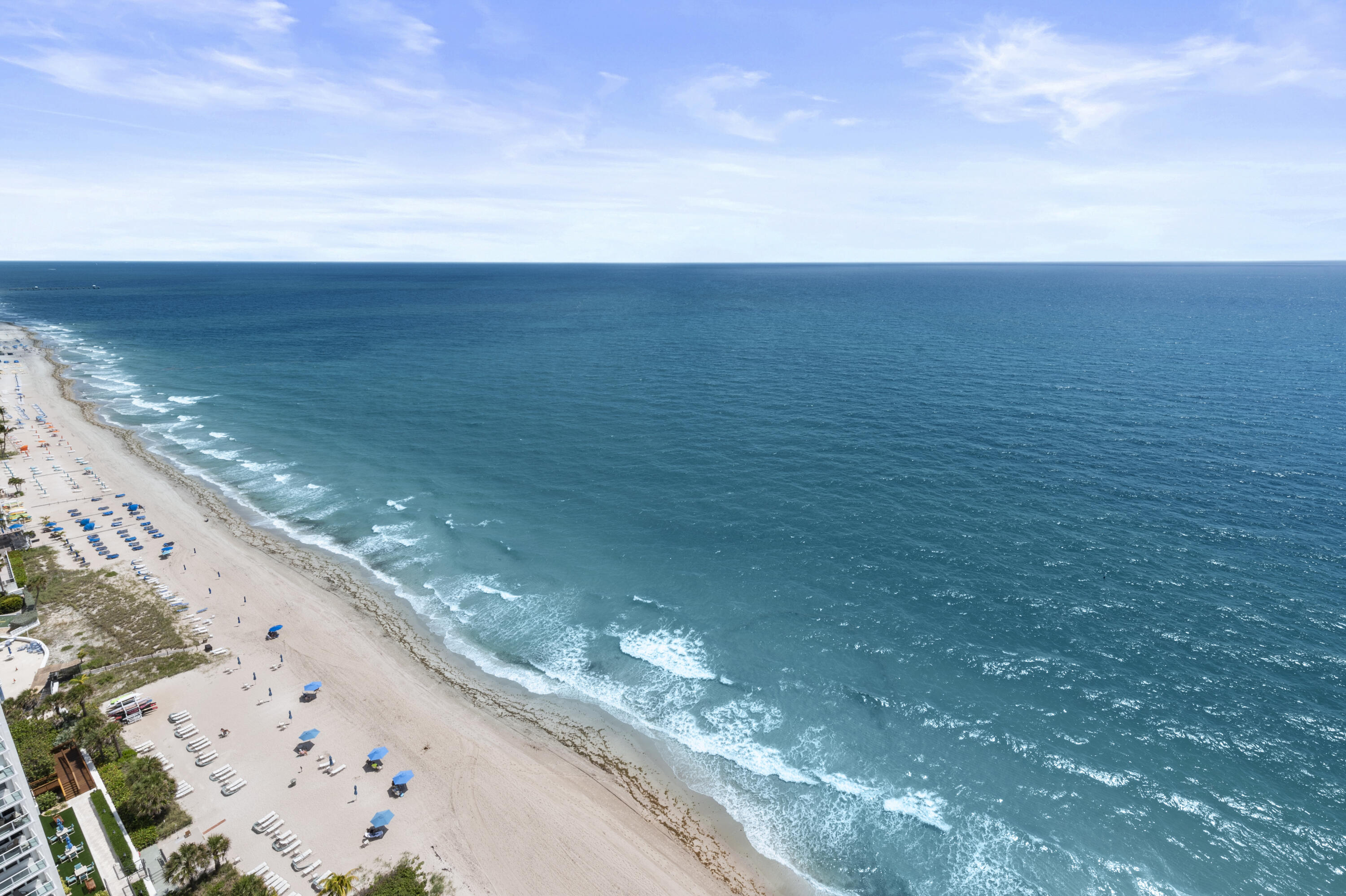 PLAYA DEL SOL CONDO - Residential