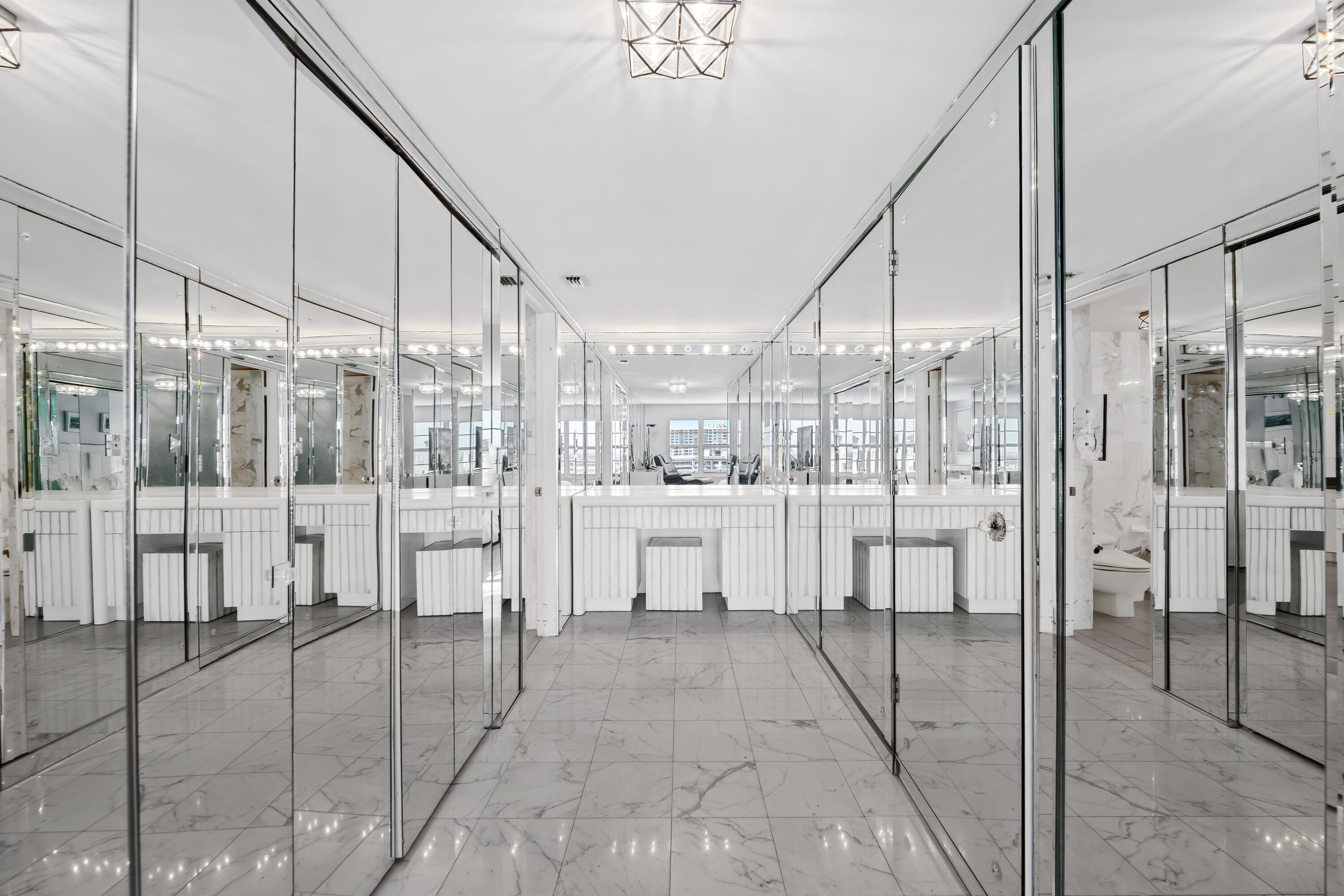 PLAYA DEL SOL CONDO - Residential