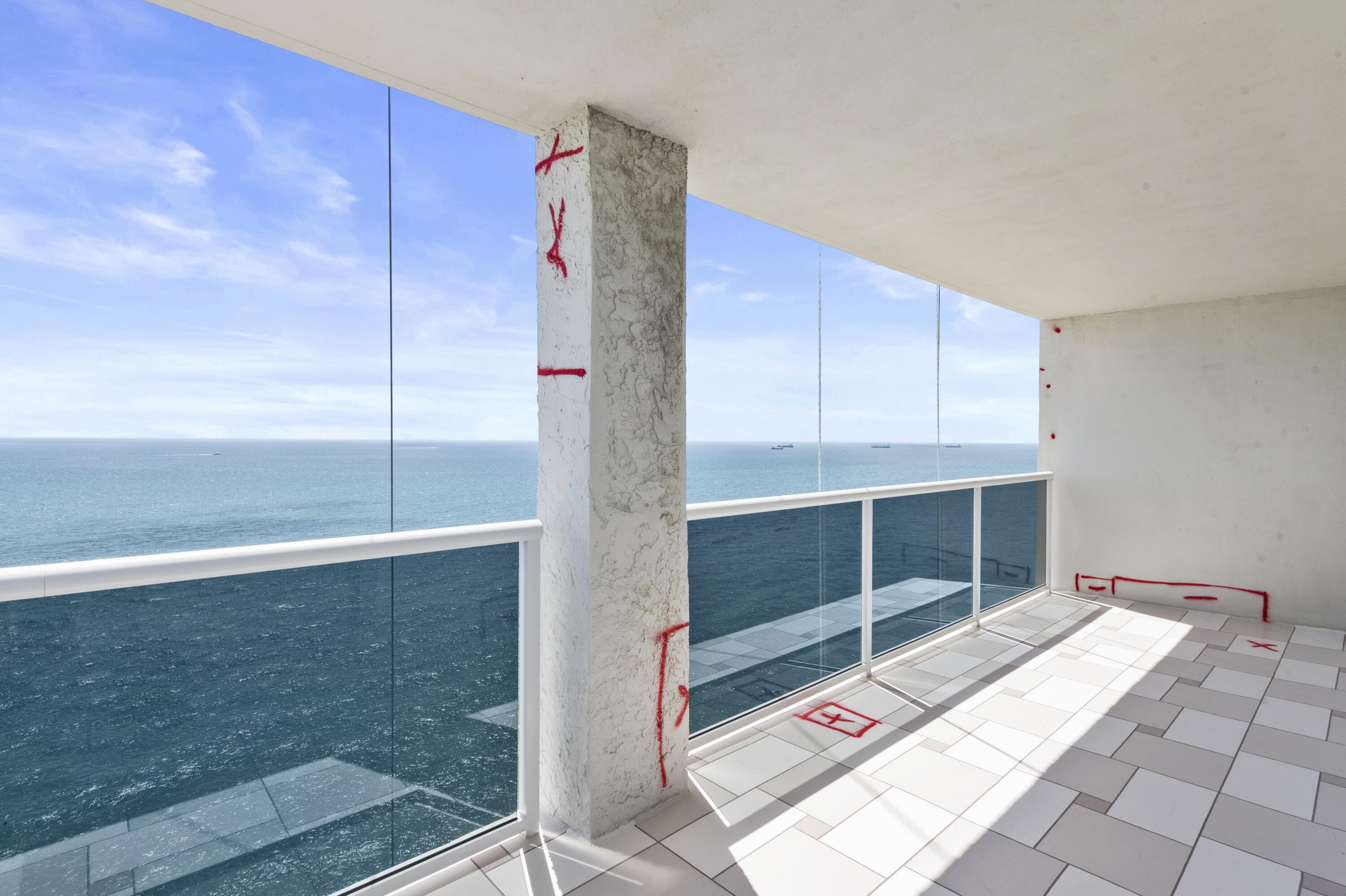 PLAYA DEL SOL CONDO - Residential